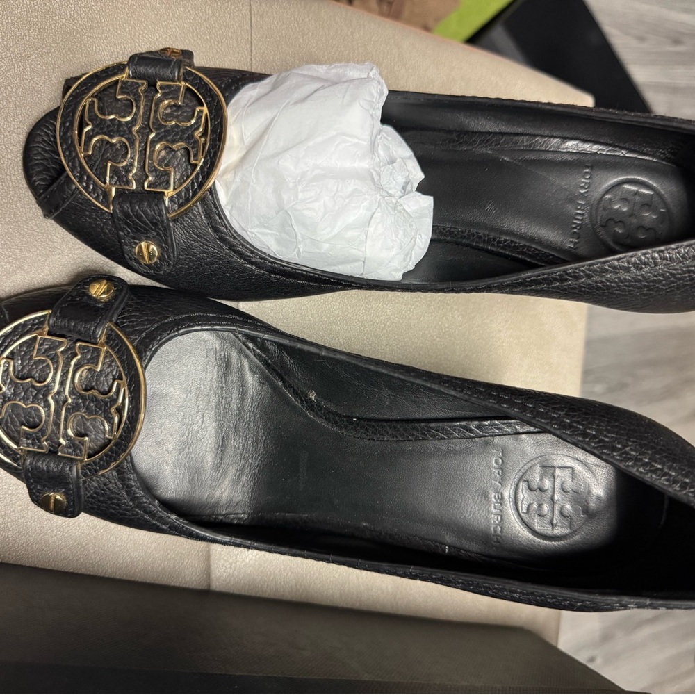 Tory Burch Black Leather Loafers with Gold Accents